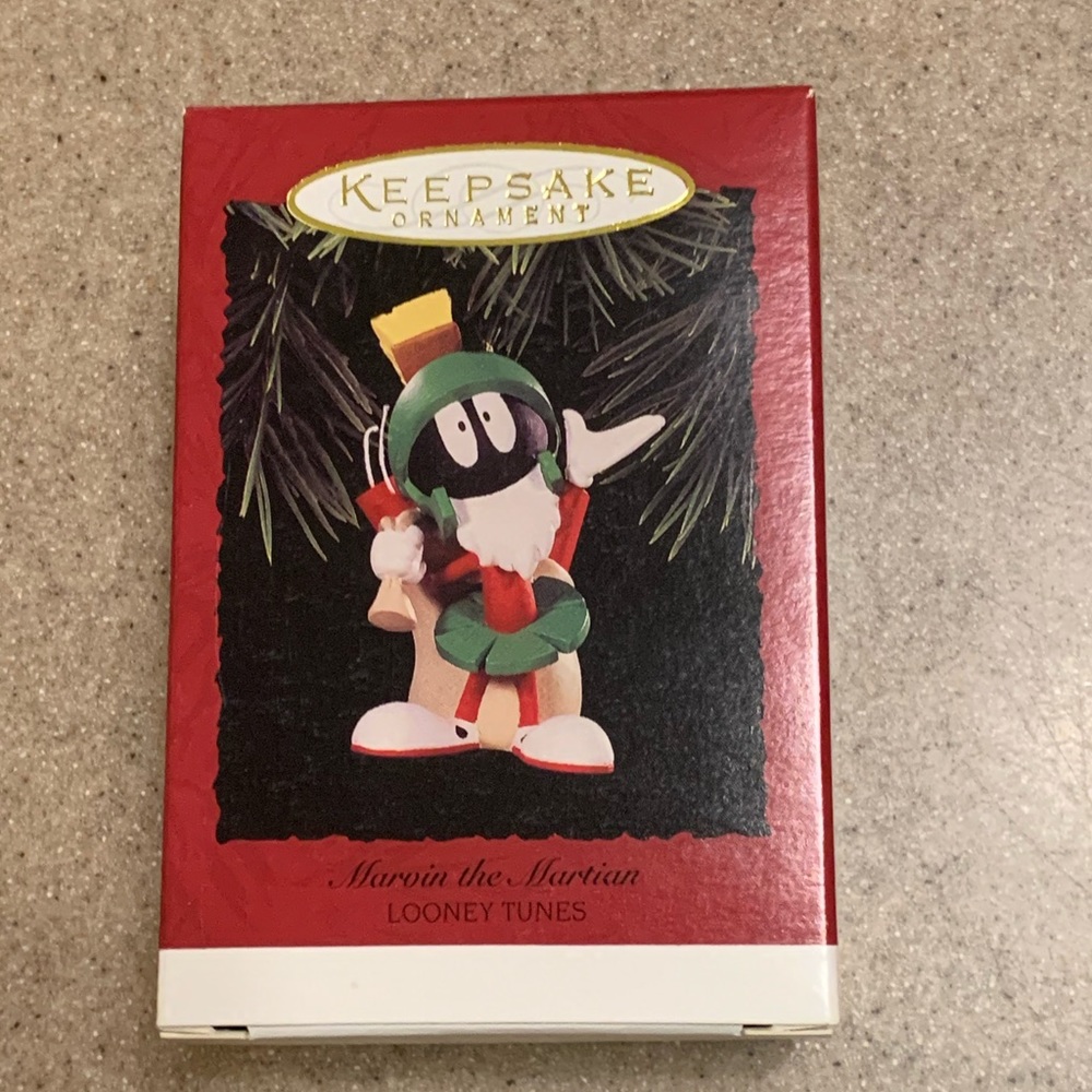 1996 Hallmark Marvin the Martian ornament